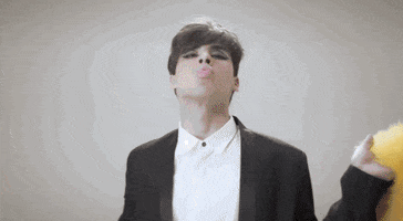 La Divaza GIF