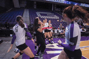 Womens Volleyball Ncaa GIF by GOMEDIAKC