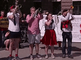 protest vuvuzela GIF by Planka.nu