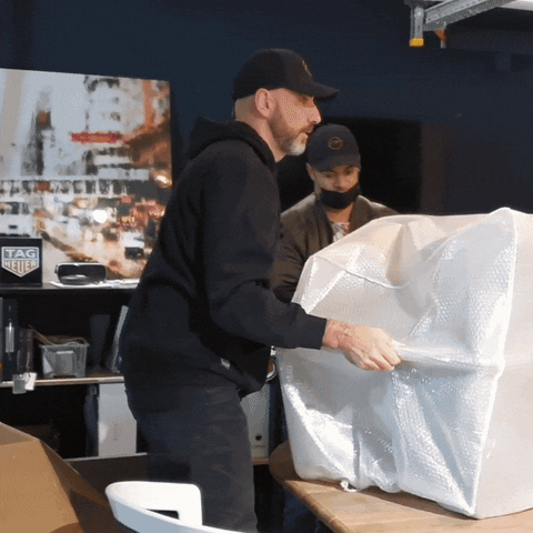 Gift Unboxing GIF by Studioforma Design