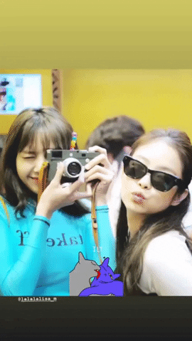 Jennie GIF