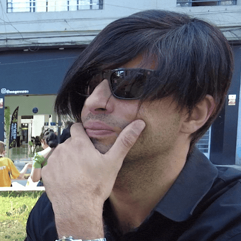 Pensando GIF