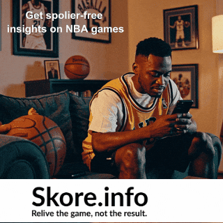 Mobile Phone Basketball GIF by skoreinfo
