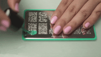 Nails Pickup GIF by Maniology