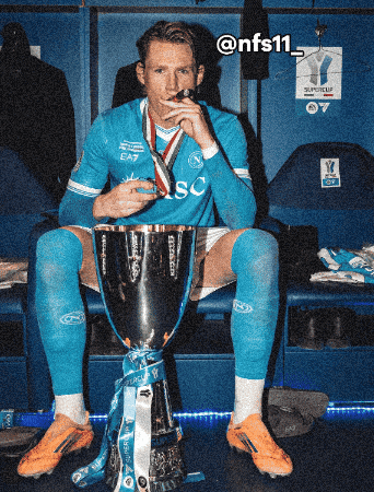 Napoli Mctominay GIF