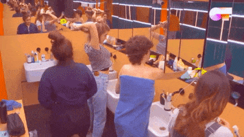 200.gif?cid=fc005b086d3fd9844ba297bf33b9393a85285f6aff98243d&rid=200.gif&ct=g