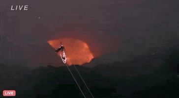 200.gif?cid=fc005b089d033cd815b6f231a3aff6215eecf08e2e26dc70&rid=200.gif&ct=g