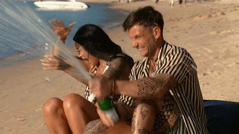 Ex On The Beach Cheers GIF by MTV Nederland - Find & Share on GIPHY