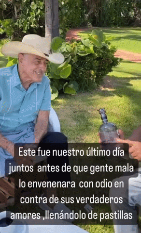 Famosos GIF