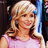  sex and the city carrie diaries samantha jones lindsey gort GIF