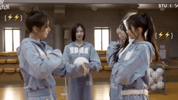 Idol Vs GIF