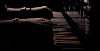 Piano GIF