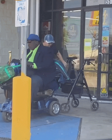 giphy.gif?cid=2154d3d7acf46e9fa128c5de3cf739573cbe10ee193f44fc&ep=v1_gifs_username_username&rid=giphy.gif&ct=g