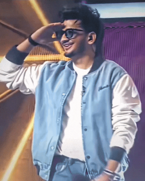Munawar GIF
