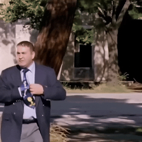 Kutsal Damacana Sezer GIF