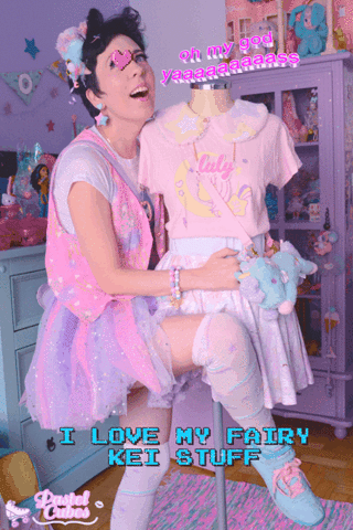 lulysalle  GIF