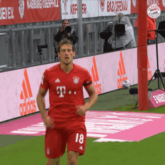 Leon Goretzka Football GIF by FC Bayern Munich