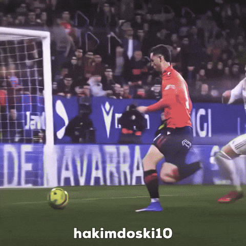 Raul Garcia Barcelona Vs Real Madrid GIF