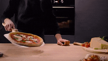Hungry Pizza GIF by Teka
