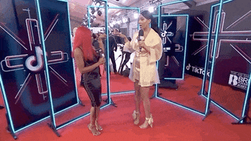 200.gif?cid=fc005b084c93015fc97c2fd0a635f9db8fcdbadc6ecae2de&rid=200.gif&ct=g