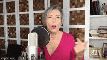 Regina Bittar GIF
