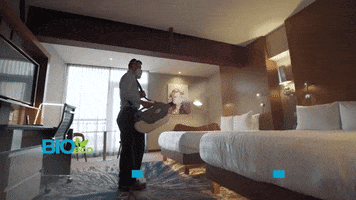 Iván Cervantes GIF
