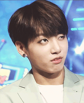 Jungkook GIF - Find & Share on GIPHY
