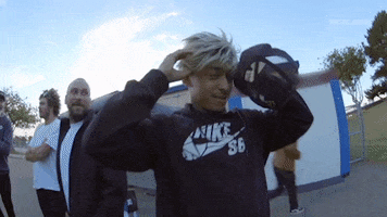 200.gif?cid=fc005b0868cc2c98595397ddd1ddee4e6570740b9ecb4f4a&rid=200.gif&ct=g