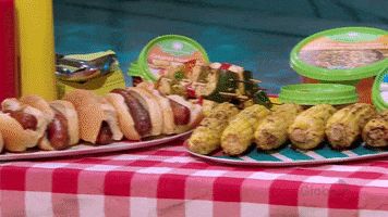 Hot Dogs Bbq GIF by Global TV