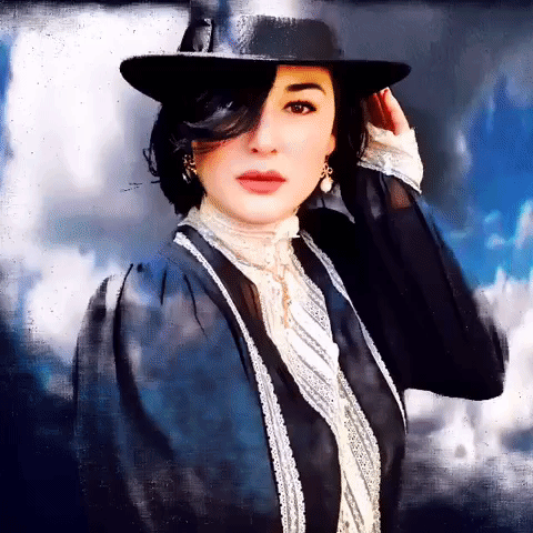 Hat Downton GIF