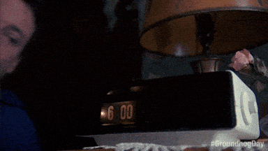 O której jutro wstajesz