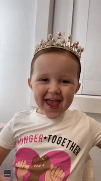 'Love You Boo!': Adorable 3-Year-Old Wishes Everyone a Happy International Women's Day