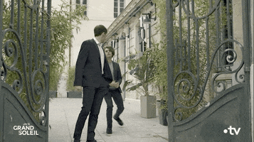 Dylan Propose GIF by Un si grand soleil