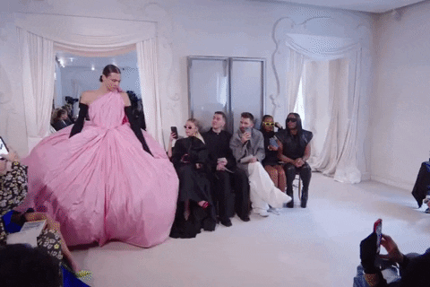 giphy.gif?cid=5e21488662c63defc5fc46f2ae
