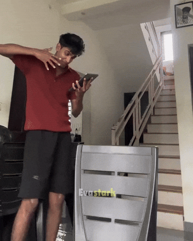 Eva GIF