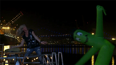 giphy.gif?cid=4d1e4f29f91851077f76974274