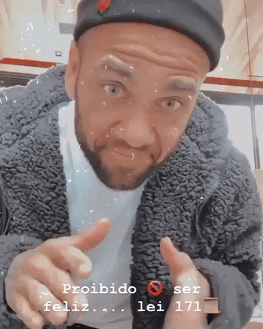 Dani Alves GIF