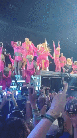 Beyonce Concert GIF by Storyful