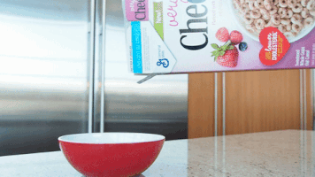 Very Berry Cheerios GIF by General Mills 