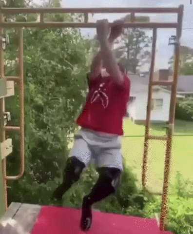giphy.gif?cid=4d1e4f2900f7c9443043d4b104