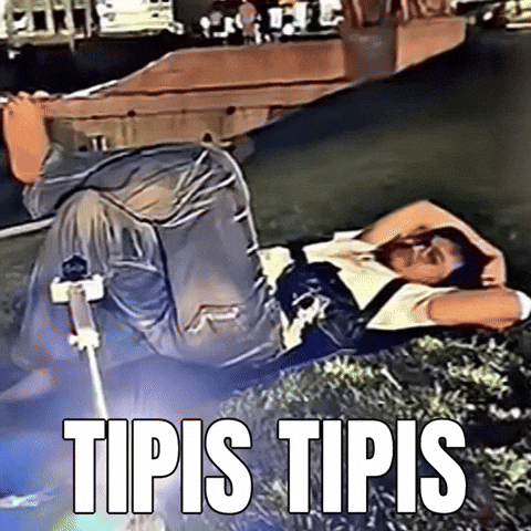 Ade GIF