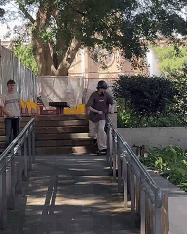 Jamesquiggin GIF