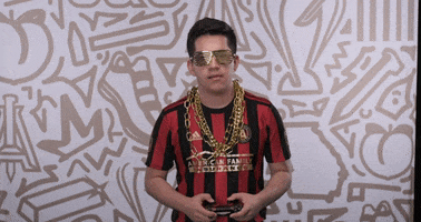 200.gif?cid=fc005b08a760ee2b3e58a2e5e4dfd7c8e942ed375b4d368b&rid=200.gif&ct=g