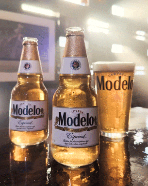 College Football Cheers GIF by Modelo USA