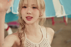 Beauty Queen GIF