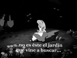 Alicia En El Pais De Las Maravillas GIF