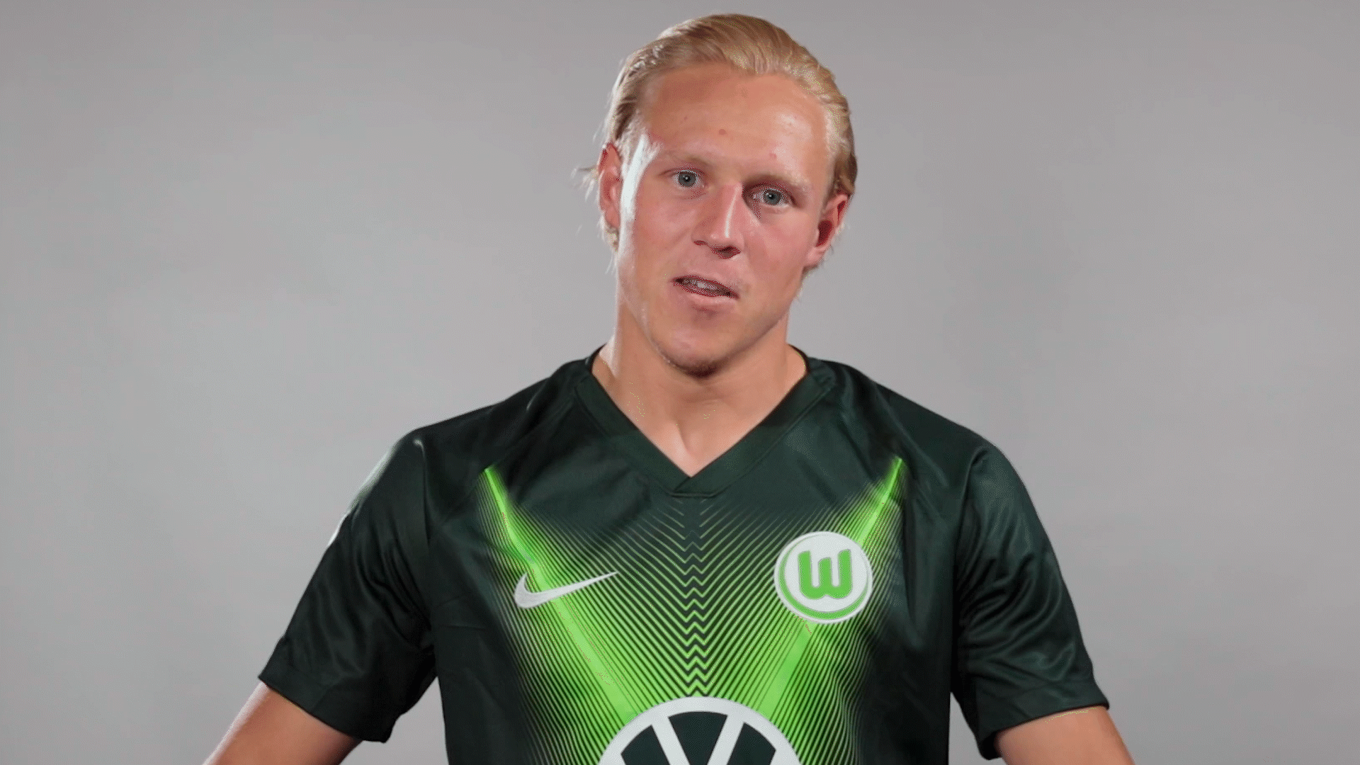 Soccer Reaction GIF by VfL Wolfsburg