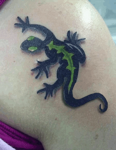 Tatoo GIFs - Get the best GIF on GIPHY