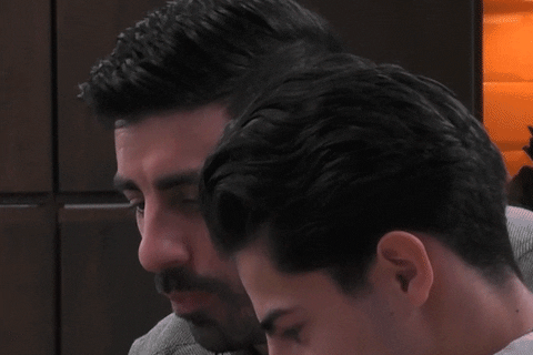 giphy.gif?cid=6c09b952v5rphezkc9hkvadr2hak0nj188bwgvhozljdd50k&ep=v1_internal_gif_by_id&rid=giphy.gif&ct=g