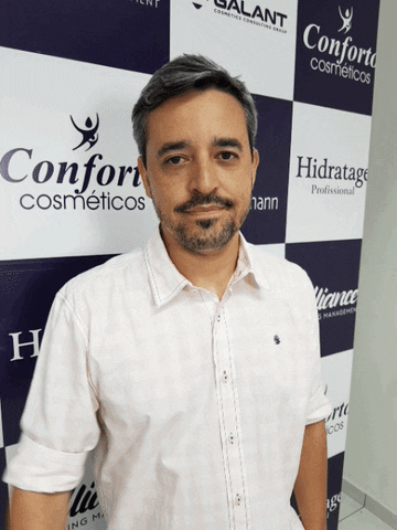 Cosmetologia Douglasnegativo GIF by Douglas Alan
